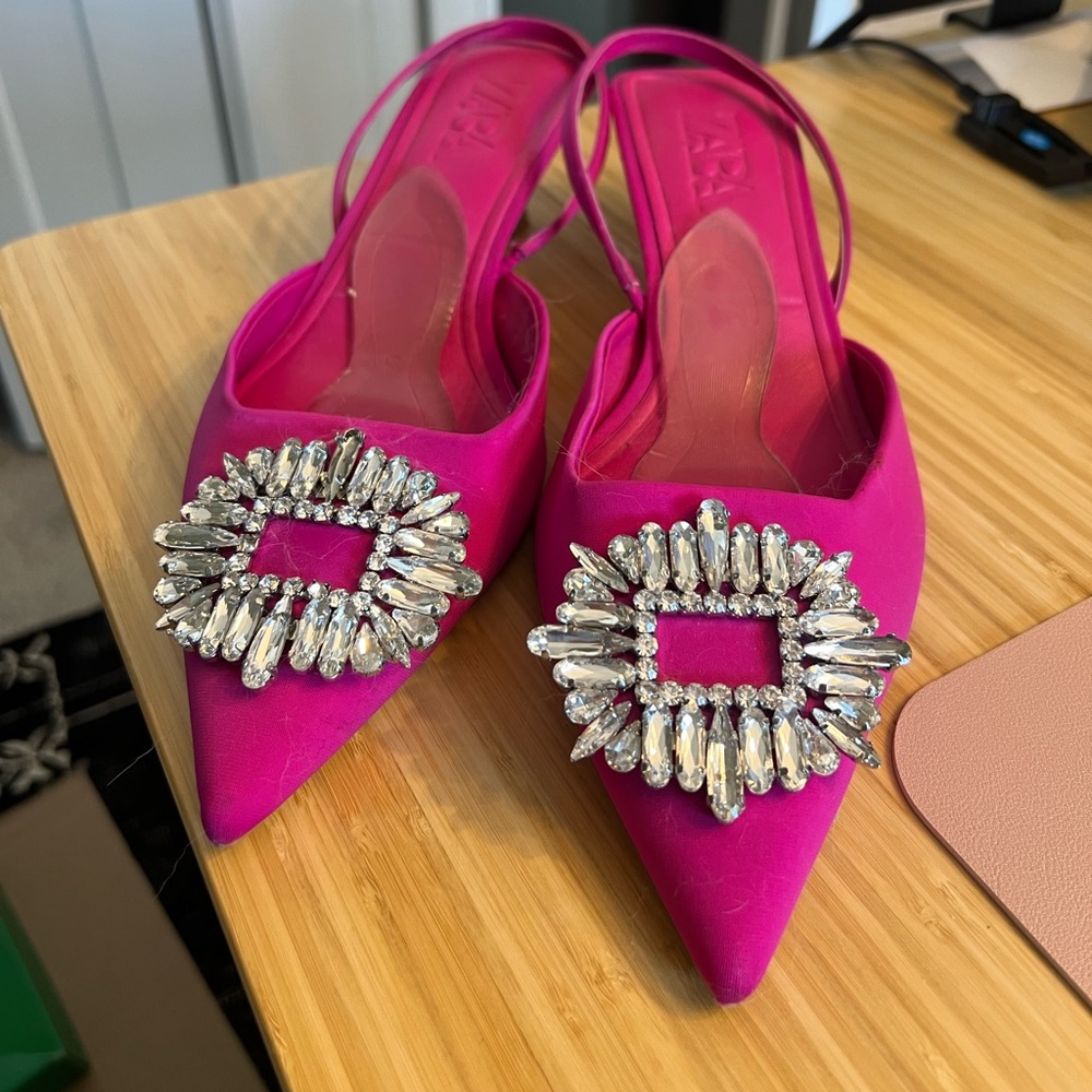 Zara hot pink kitten heel size 39